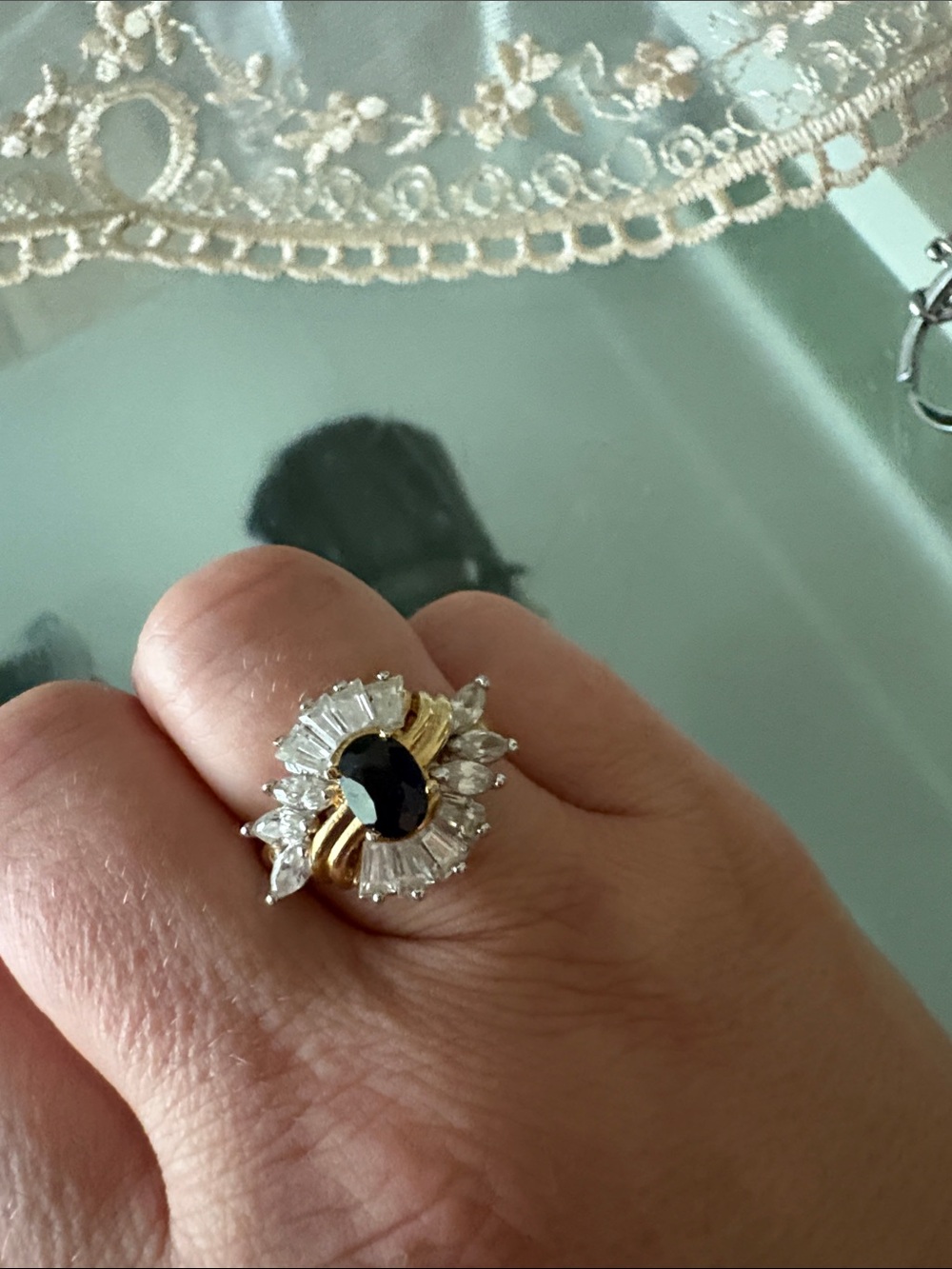 Vintage Sapphire   Ring - Picture 5 of 9